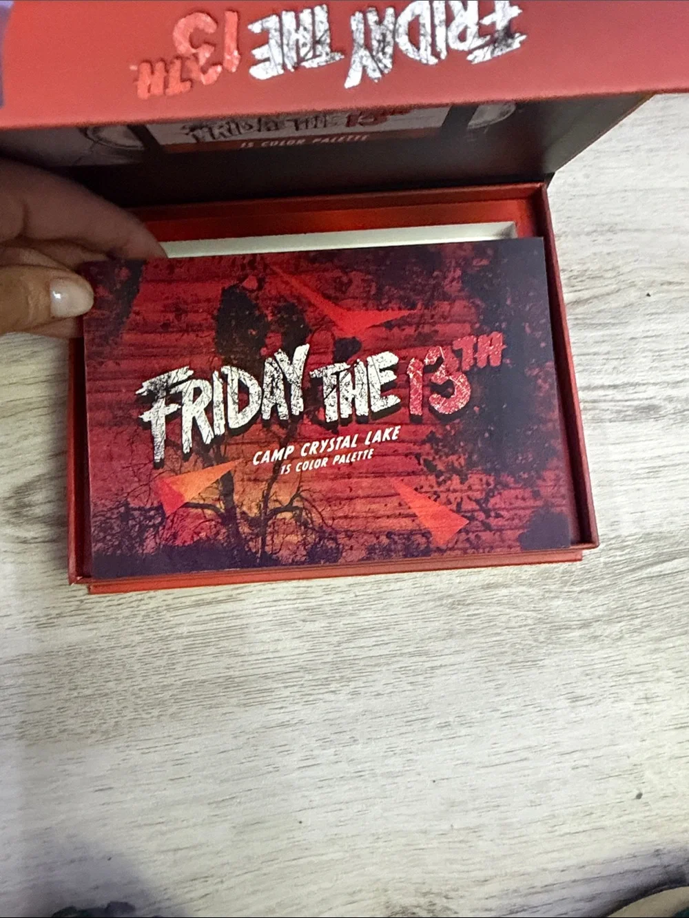 Glamlite Friday the 13th Camp Crystal Lake Eyeshadow Palette - Red